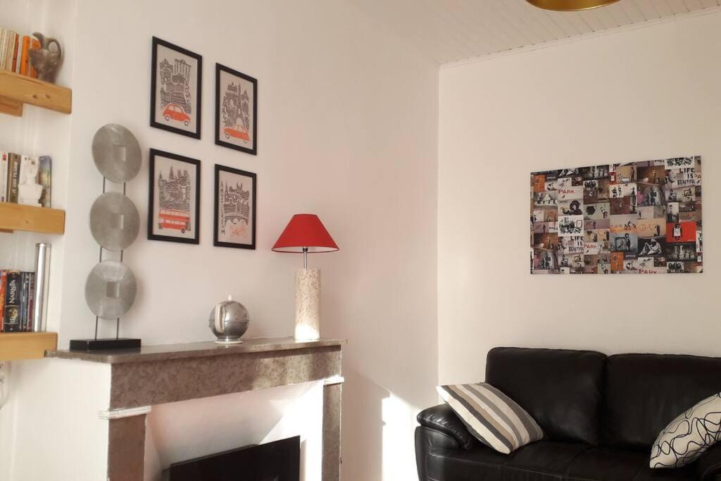 Bel Appartement Au Coeur De La Cite Medievale ซอมมิแยร์ ภายนอก รูปภาพ